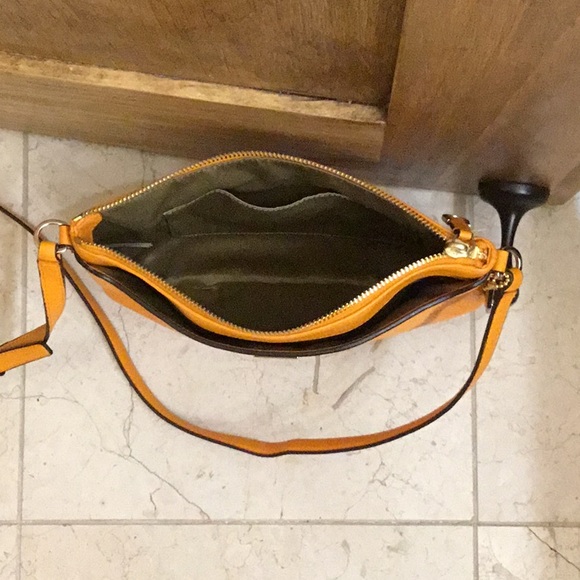 Coach crossbody purse NWOT - Picture 4 of 4